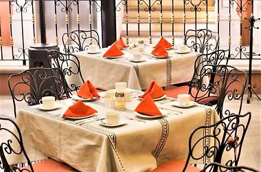 HOTEL LA CASA DE LOS DOS LEONES QUERÉTARO 3* (México) - desde 198 € |  HOTELMIX